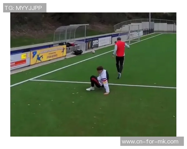 足球挑球过人技巧详解助你轻松突破防守提升球技水平